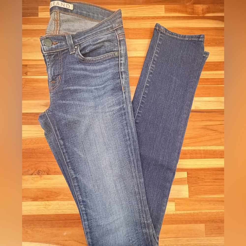 J Brand Jeans Womens 25  Skinny Leg Pencil Leg Air Wash  Stretch Medium Wash
